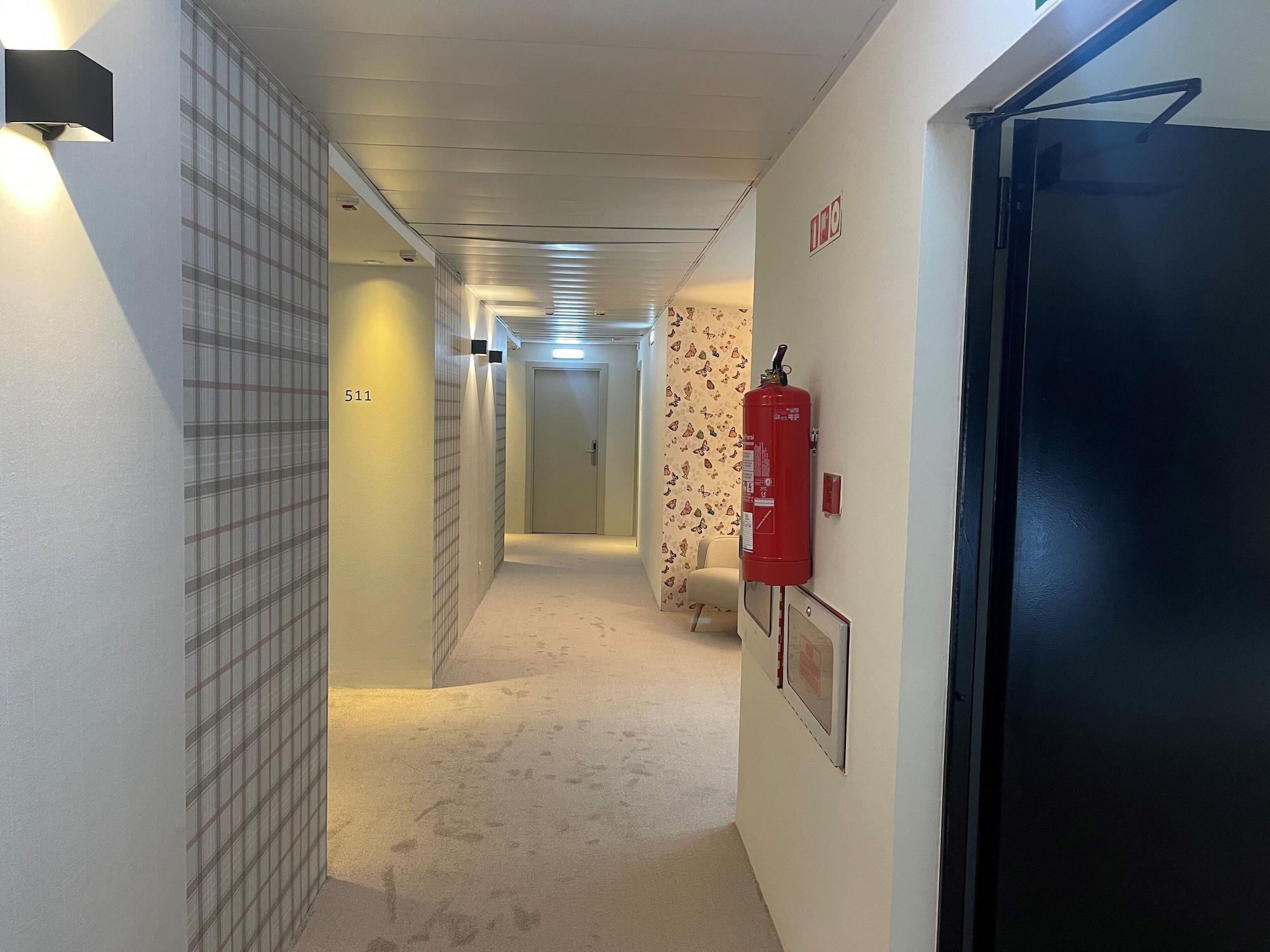 Hotel Oriente Saragosse Extérieur photo