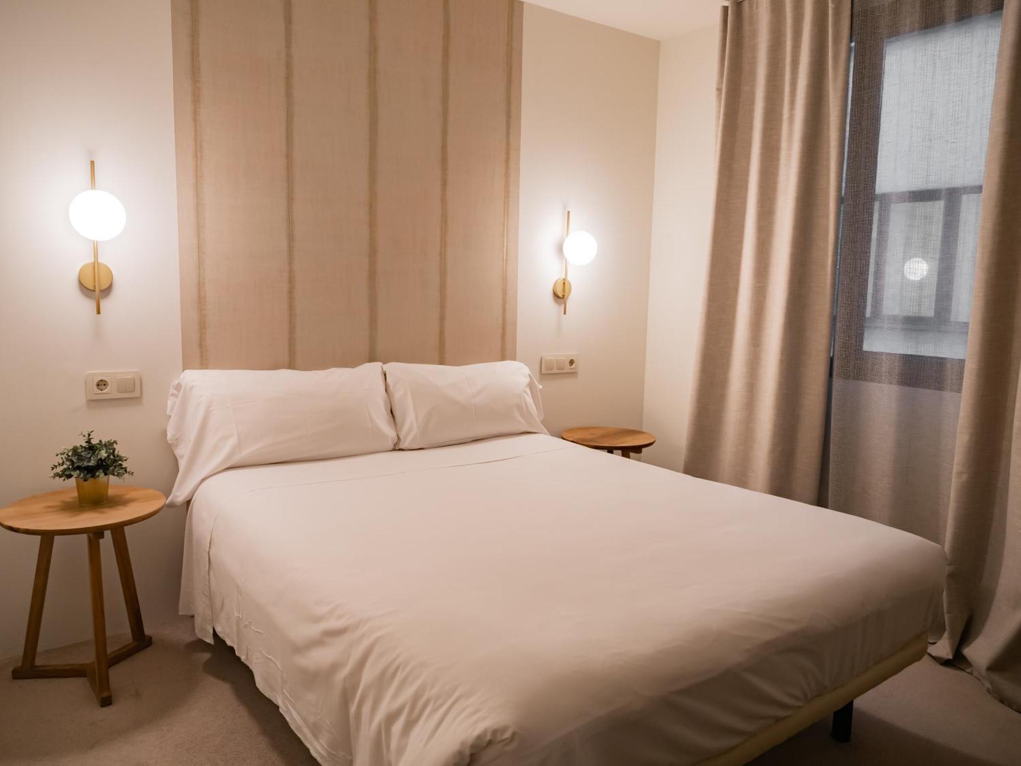 Hotel Oriente Saragosse Extérieur photo